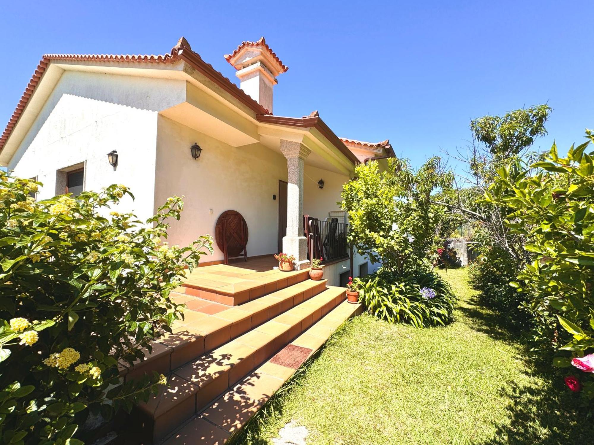 Rooms Peregrinos A Casa Alicia Rosal Luaran gambar