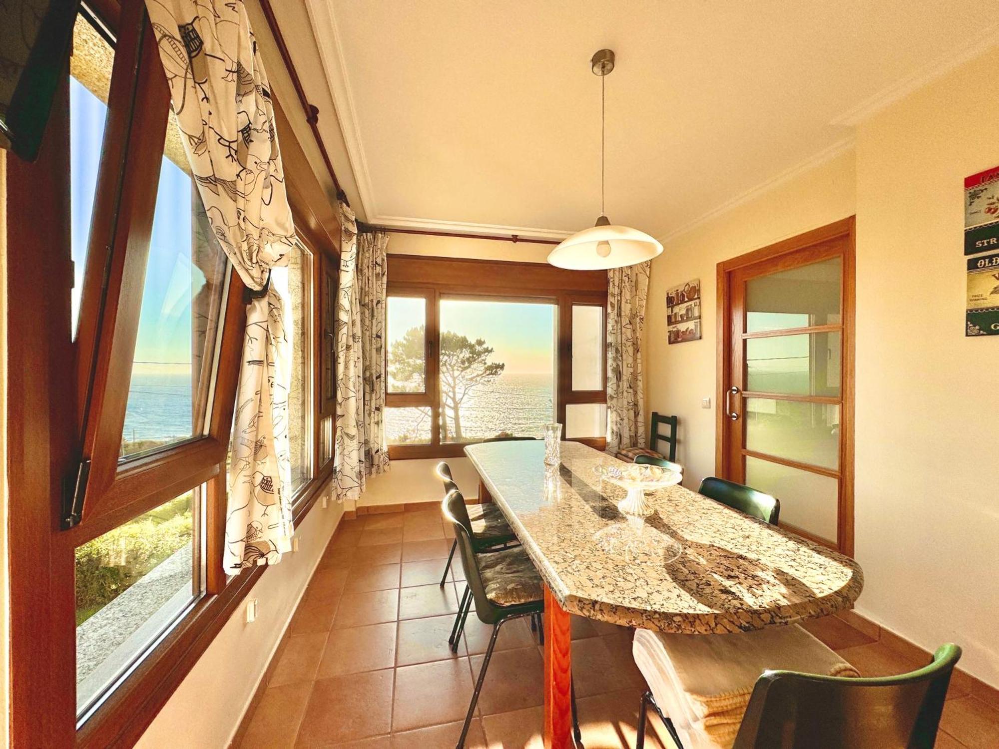 Rooms Peregrinos A Casa Alicia Rosal Luaran gambar