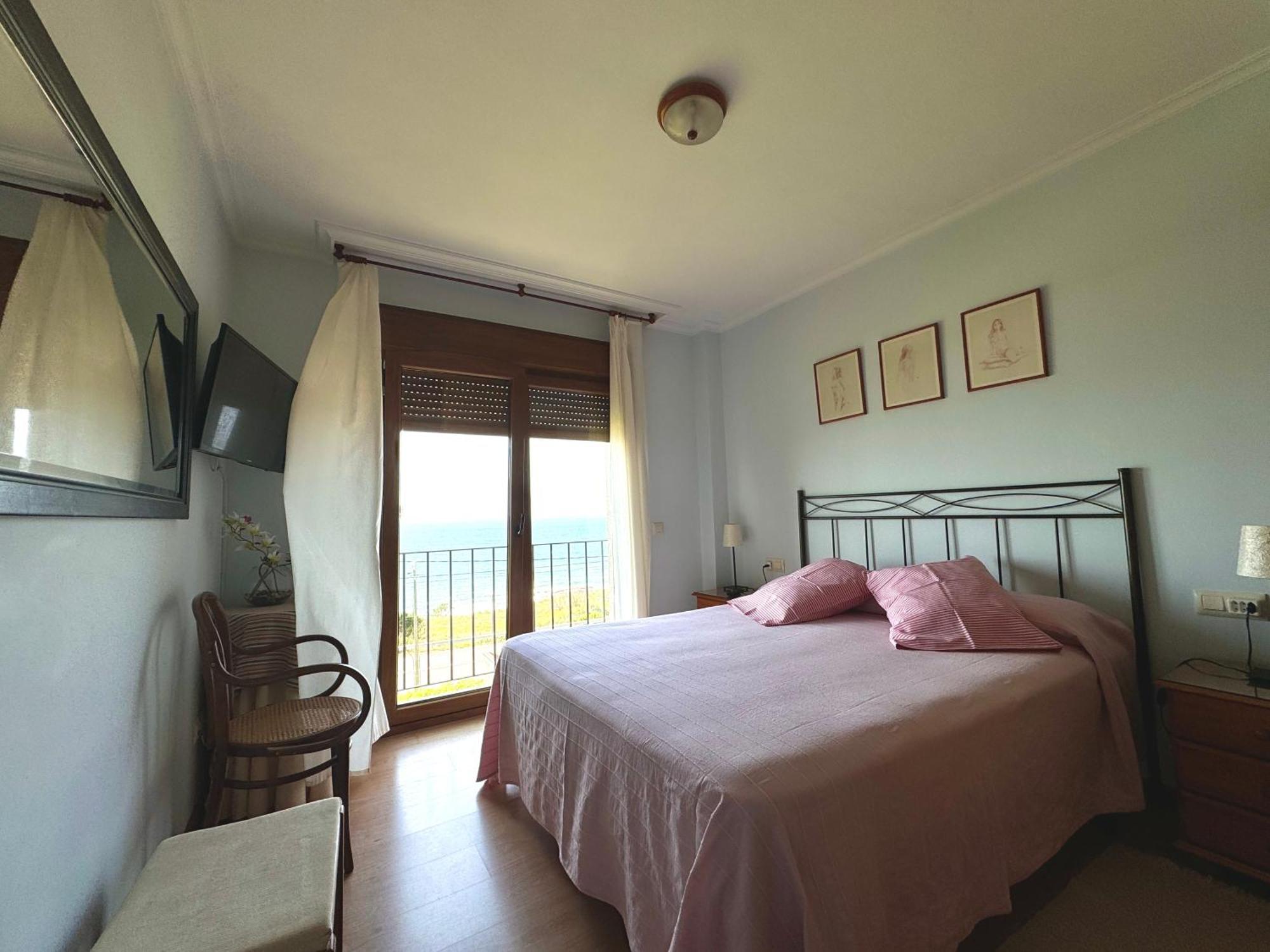 Rooms Peregrinos A Casa Alicia Rosal Luaran gambar