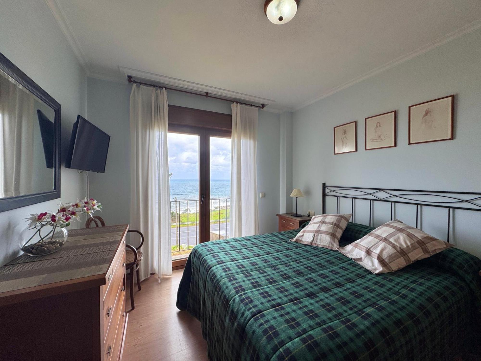 Rooms Peregrinos A Casa Alicia Rosal Luaran gambar